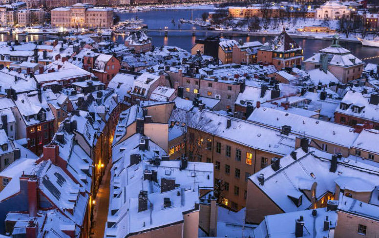 29. Snoskottning till Fastighetshus Enskedefaltet Stureby