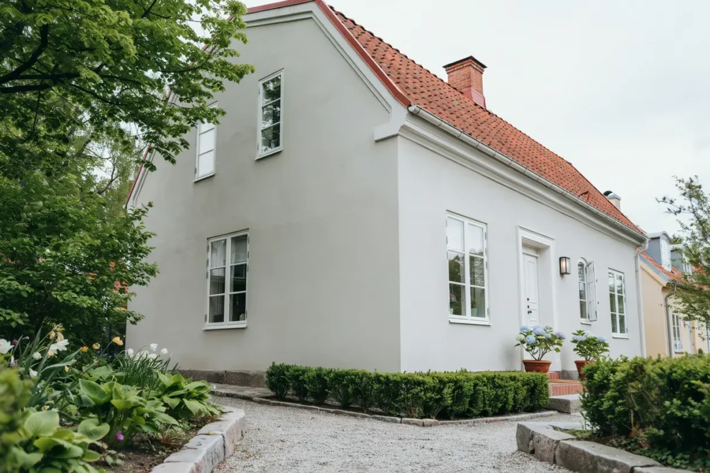 byte av skadad puts och m lning av fasad i gamla enskede